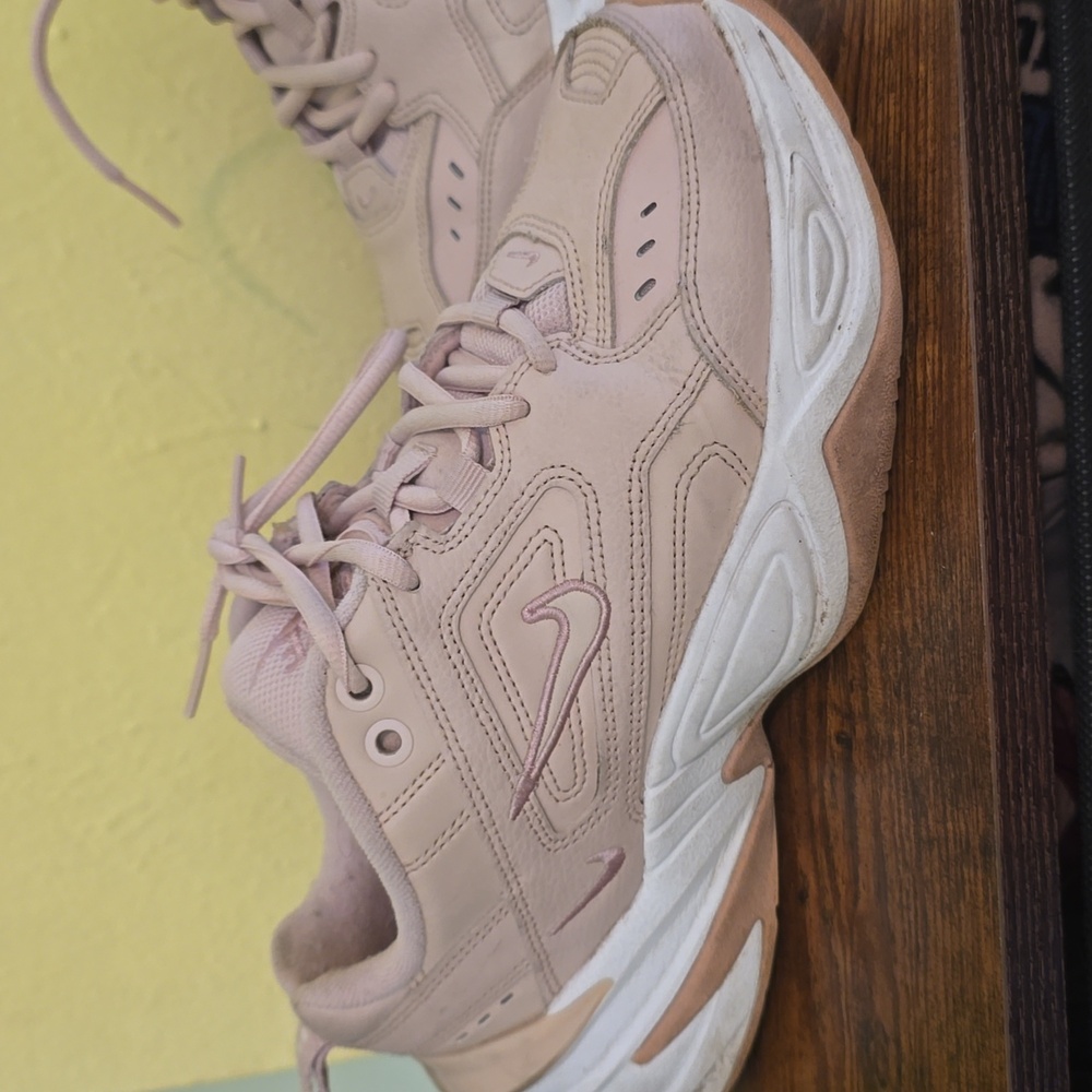 Nike m2k tekno sneakers US 7. All Leather. Perfect Cond. Blush Color